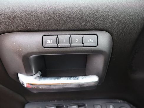 Used 2018 Chevrolet Silverado 1500 LTZ image 21