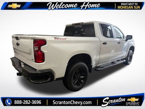 Certified 2024 Chevrolet Silverado 1500 LT Trail Boss w/ LT Trail Boss Premium Package AWD/4WD image 5