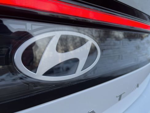 Certified 2025 Hyundai Sonata SE FWD image 41