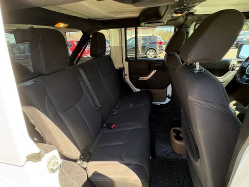 Used 2014 Jeep Wrangler Unlimited Sahara w/ Dual Top Group image 26