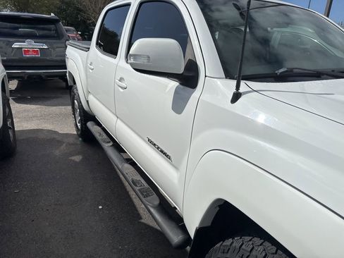 Used 2014 Toyota Tacoma 4x4 Double Cab w/ TRD Sport Package image 6