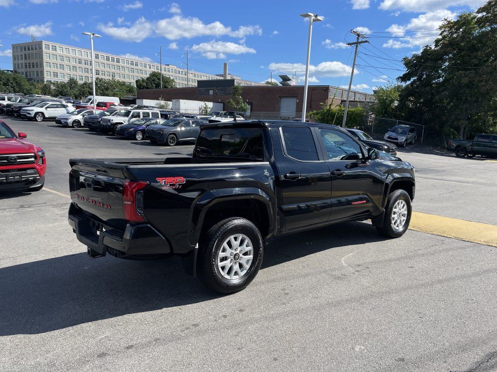 Used 2024 Toyota Tacoma SR5 AWD/4WD image 8