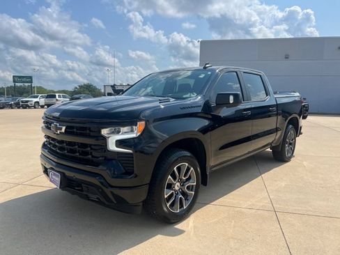 Used 2024 Chevrolet Silverado 1500 RST w/ Convenience Package II AWD/4WD image 1