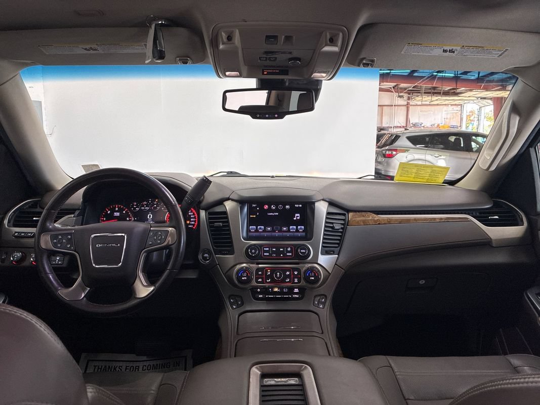 Used 2016 GMC Yukon Denali w/ Enhanced Security Package AWD/4WD image 19