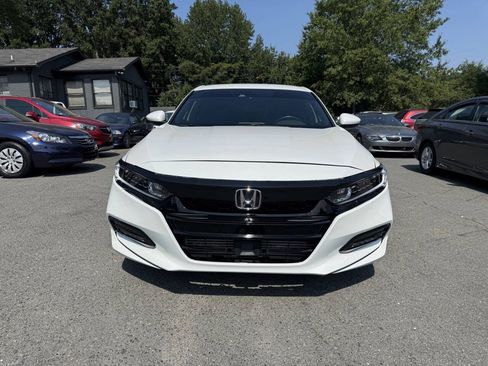 Used 2020 Honda Accord Sport image 3