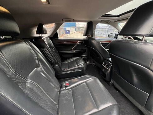 Used 2018 Lexus RX 450hL Premium w/ Premium Package AWD/4WD image 14