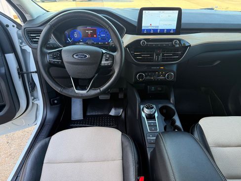 Used 2022 Ford Escape Titanium w/ Titanium Elite Package image 14