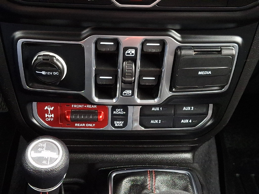 Used 2021 Jeep Wrangler Unlimited Rubicon AWD/4WD image 17
