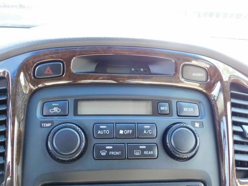 Used 2001 Toyota Highlander 4WD V6 image 12