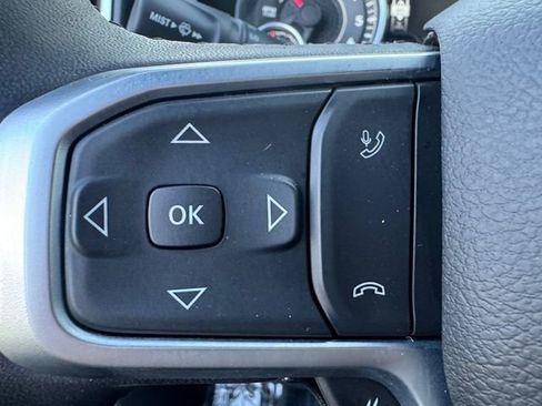 Used 2025 RAM 1500 Big Horn AWD/4WD image 7