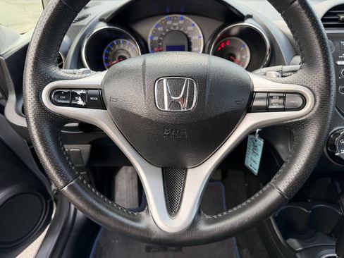 Used 2013 Honda Fit Sport image 17