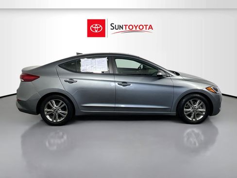 Used 2017 Hyundai Elantra Value Edition w/ Cargo Package image 2