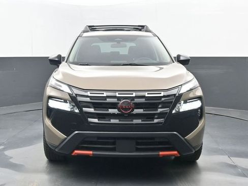 Used 2025 Nissan Rogue SV image 5