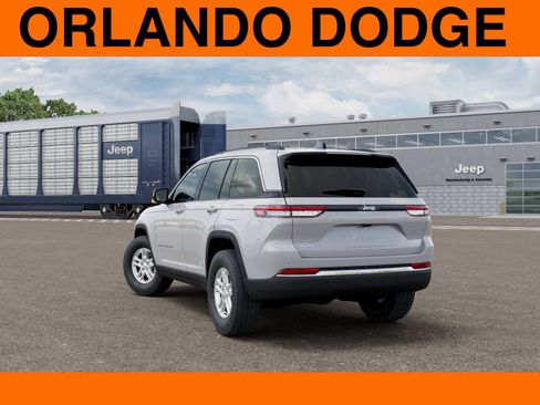 New 2025 Jeep Grand Cherokee Laredo w/ Trailer Tow Package image 3