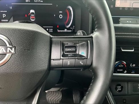 Used 2025 Nissan Rogue Platinum w/ Tech Package FWD image 12