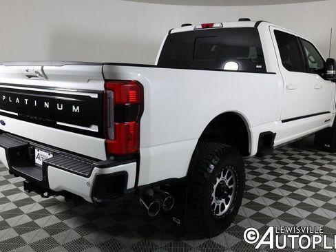 Used 2025 Ford F350 Platinum image 5