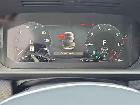 Certified 2025 Land Rover Discovery Dynamic SE AWD/4WD image 19