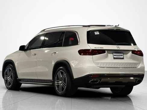 New 2026 Mercedes-Benz GLS 450 4MATIC image 3
