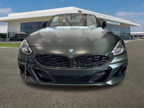 New 2026 BMW Z4 M40i w/ Premium Package RWD image 4