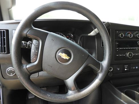 Used 2016 Chevrolet Express 2500 LT w/ LT Preferred Equipment Group RWD image 15