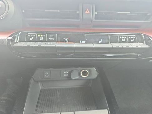 Used 2024 Toyota Prius Prime Premium image 24