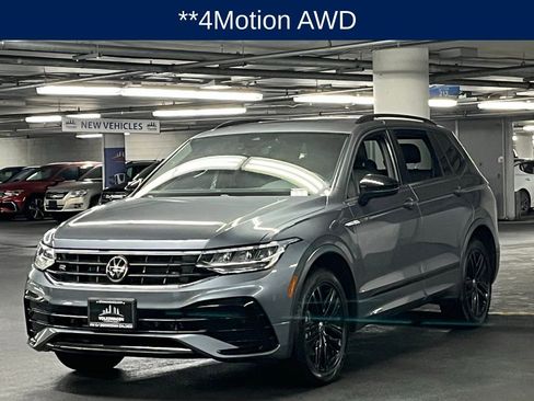 Used 2022 Volkswagen Tiguan SE R-Line AWD/4WD image 3