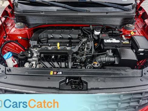 Used 2021 Hyundai Venue SE FWD image 34