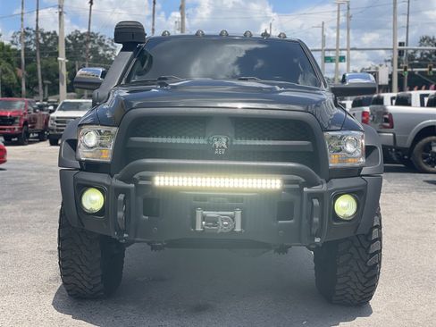 Used 2018 RAM 3500 Laramie w/ Convenience Group AWD/4WD image 20