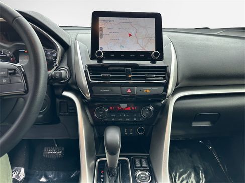 Used 2023 Mitsubishi Eclipse Cross SE image 22