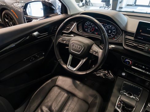 Used 2018 Audi Q5 2.0T Premium Plus w/ Premium Plus Package AWD/4WD image 10
