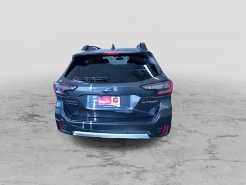 Used 2022 Subaru Outback Limited w/ Popular Package #2 image 9