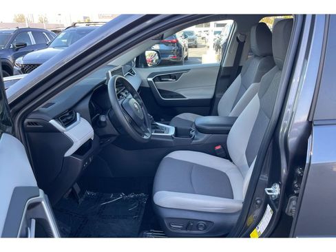Used 2024 Toyota RAV4 XLE image 10