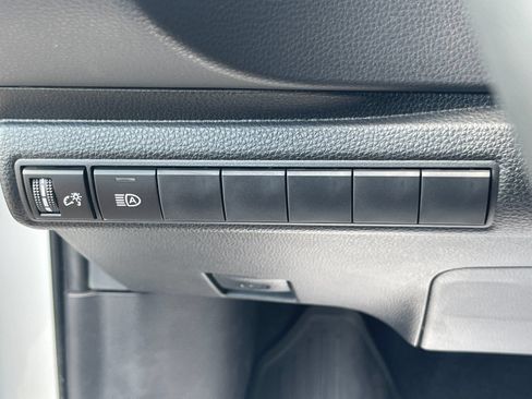 Used 2025 Toyota Corolla XSE FWD image 29