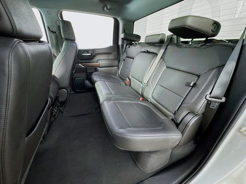 Used 2022 GMC Sierra 1500 SLT w/ X31 Off-Road Package image 21