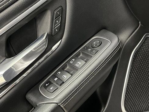 Used 2023 RAM 1500 Laramie image 30