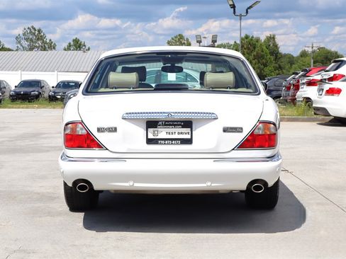 Used 2003 Jaguar XJ8 L RWD image 6