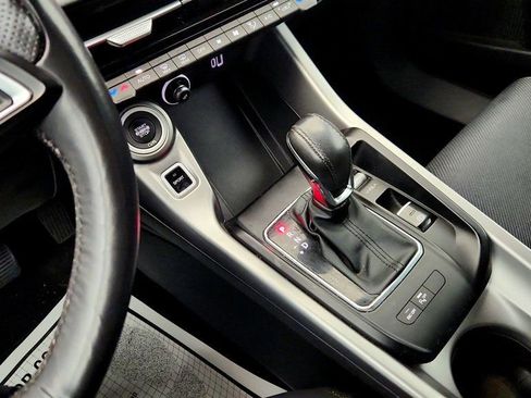 Used 2024 Dodge Hornet R/T w/ Tech Pack w/o Parking image 16