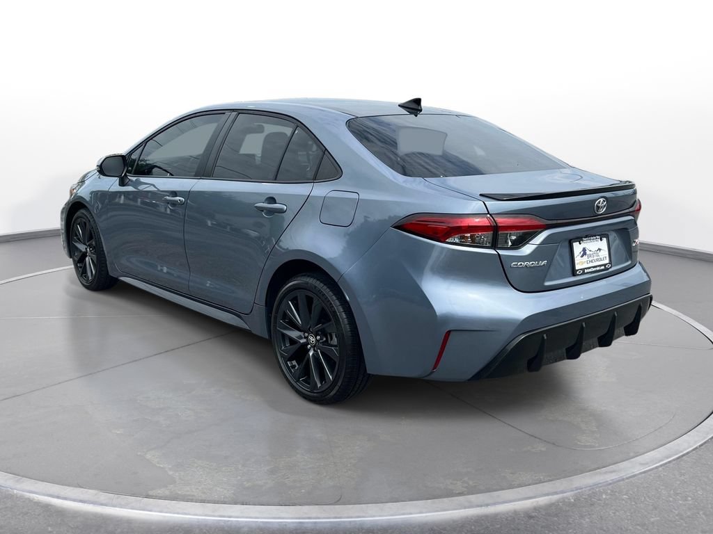 Used 2024 Toyota Corolla XSE FWD image 7
