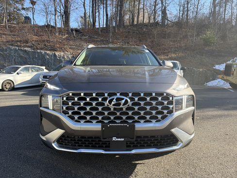 Used 2023 Hyundai Santa Fe Limited image 2