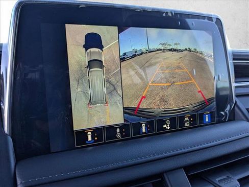 Used 2024 Chevrolet Tahoe LT w/ LT Signature Plus Package image 14