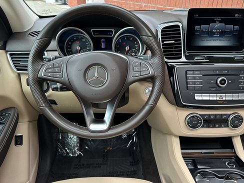 Used 2018 Mercedes-Benz GLE 350 4MATIC image 17