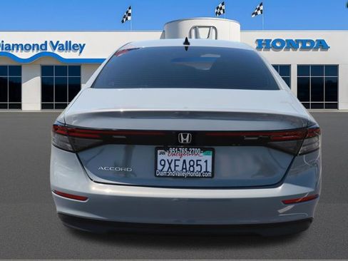 Certified 2025 Honda Accord SE image 5