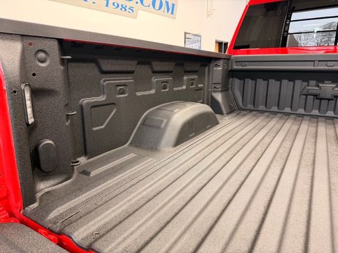 Used 2025 Chevrolet Silverado 2500 LT image 10