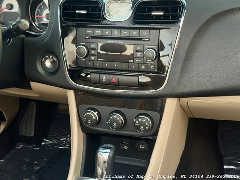 Used 2013 Chrysler 200 Touring FWD image 36
