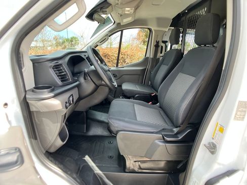 Certified 2024 Ford Transit 250 Low Roof w/ Exterior Upgrade Package image 27