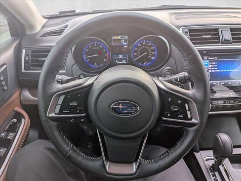 Used 2018 Subaru Outback 3.6R Touring image 9