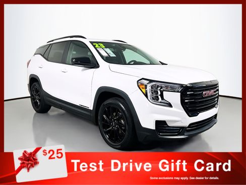 Used 2023 GMC Terrain SLE w/ Elevation Edition image 1