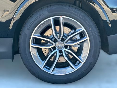 New 2026 Mercedes-Benz GLA 35 AMG 4MATIC image 11