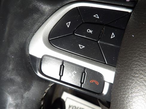 Used 2018 Jeep Compass Latitude w/ Popular Equipment Group image 22