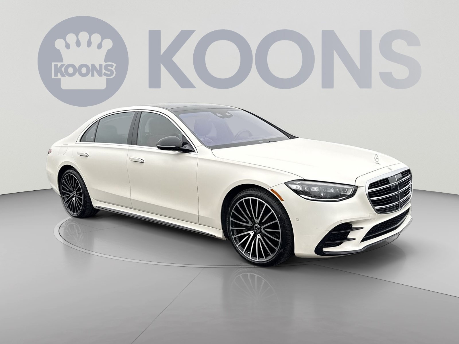 Used 2022 Mercedes-Benz S 500 4MATIC image 2